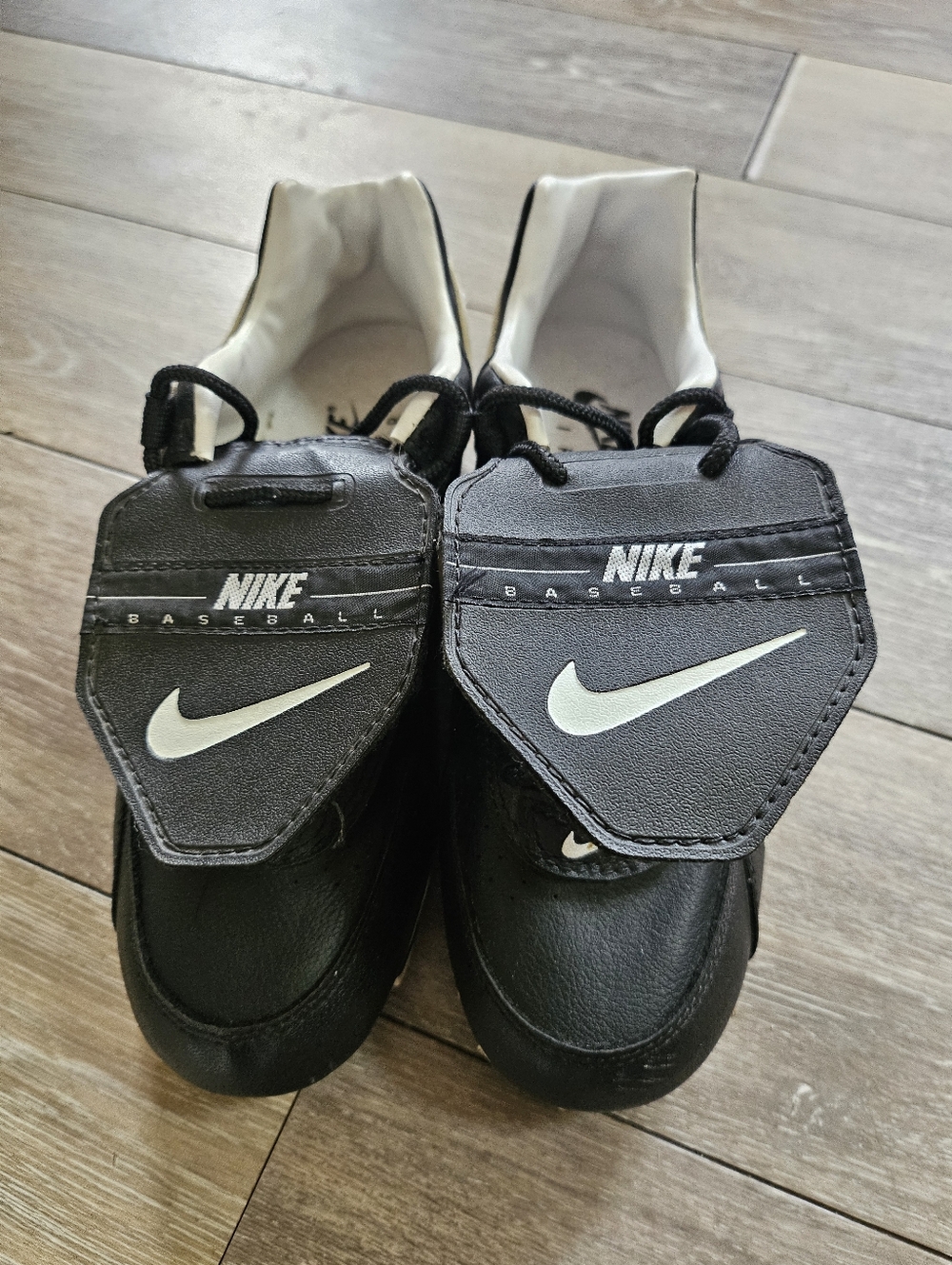 Vintage Dead Stock Nike Air Baseball Cleats Black Size 7.